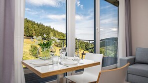 Premium Apartment | In-room dining