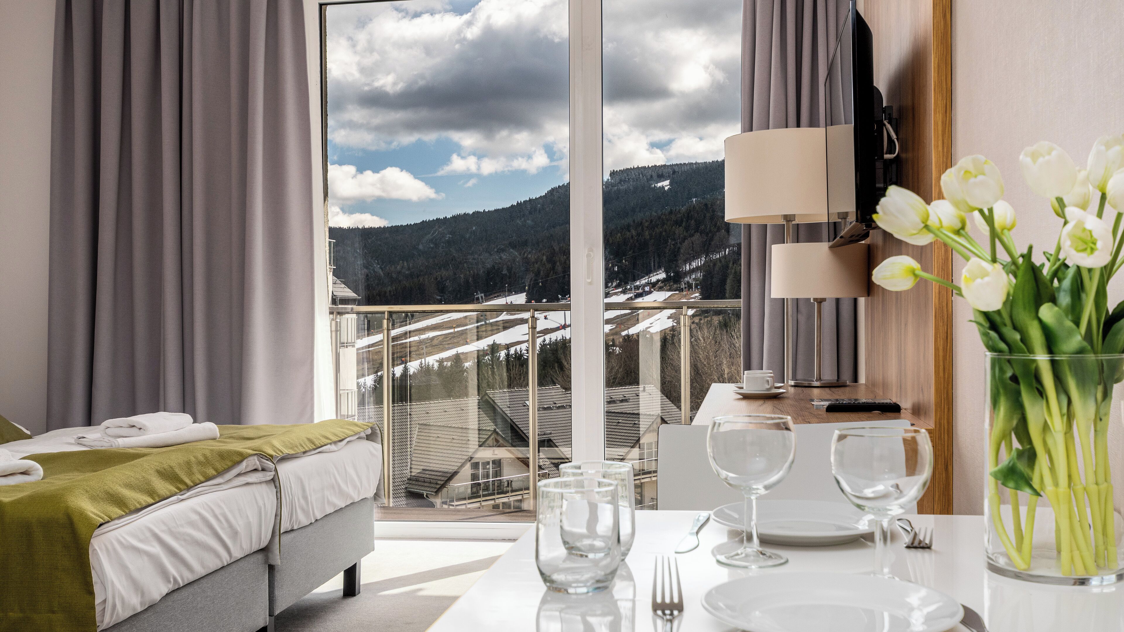 스튜디오 (333) | 거실 공간 | 평면 TV