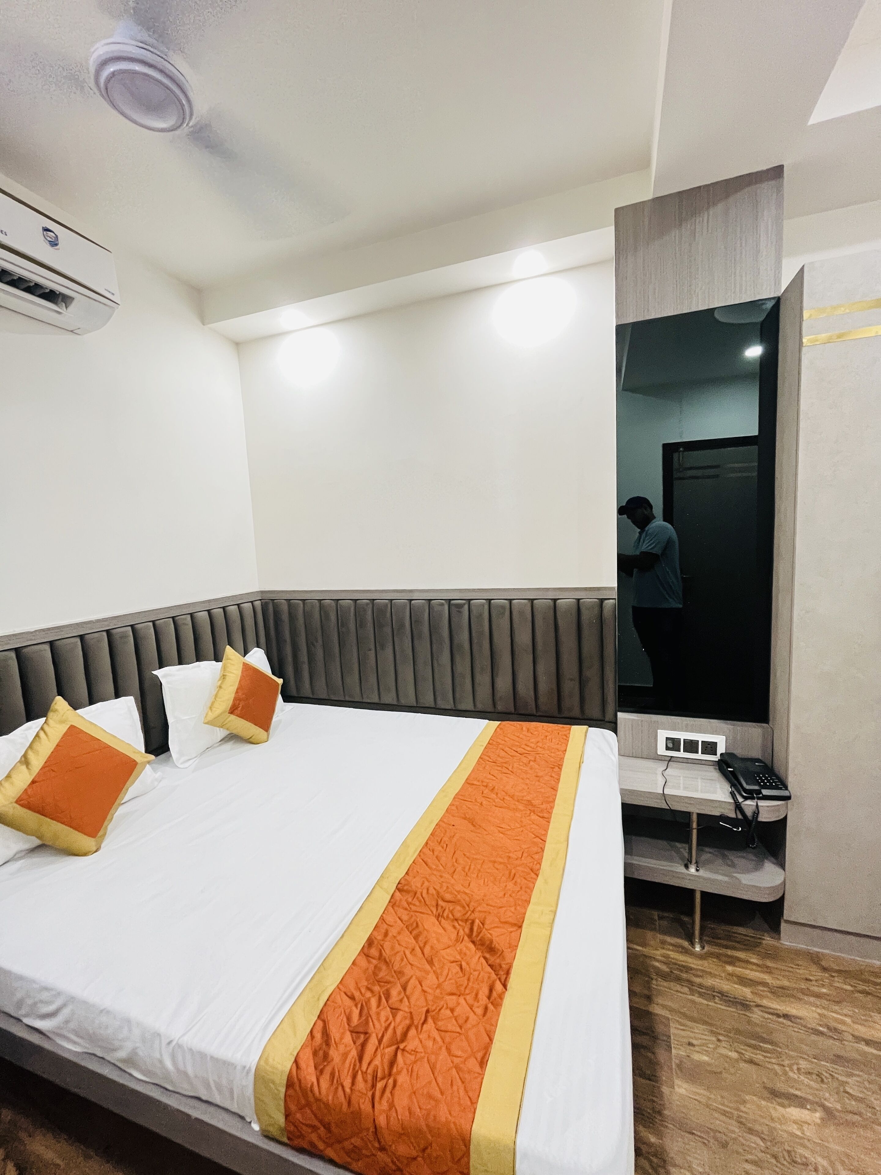 Foto - Hotel Red Stone Inn Walkable from New Delhi Railway Station