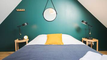 2 slaapkamers, een strijkplank/strijkijzer, internet, beddengoed