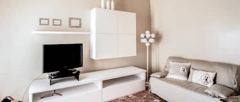 TV