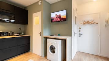 Micro-ondes, four, plaque de cuisson, lave-vaisselle