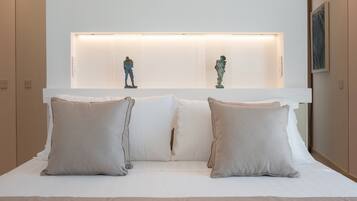Chambre Deluxe, balcon, vue mer | Fer et planche à repasser, Wi-Fi gratuit