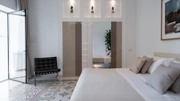 Quarto luxo | Ferros/tábuas de passar roupa, Wi-Fi de cortesia