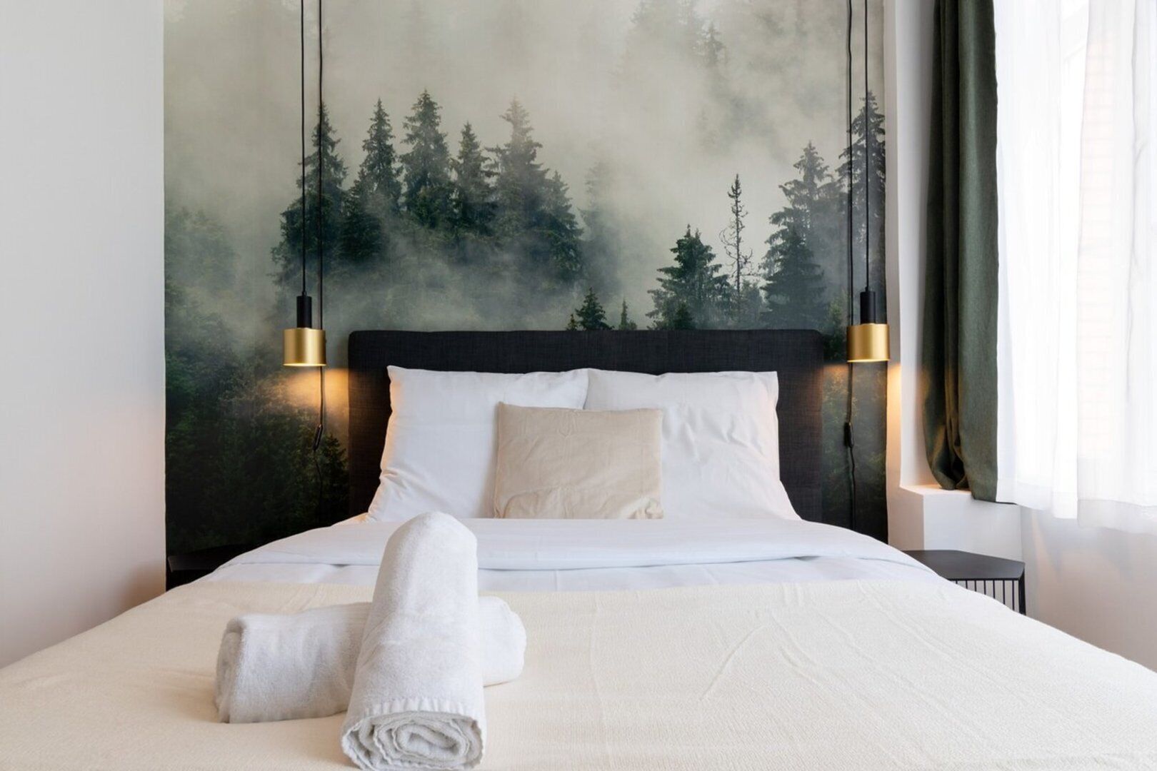 Fer et planche à repasser, accès Internet, draps fournis