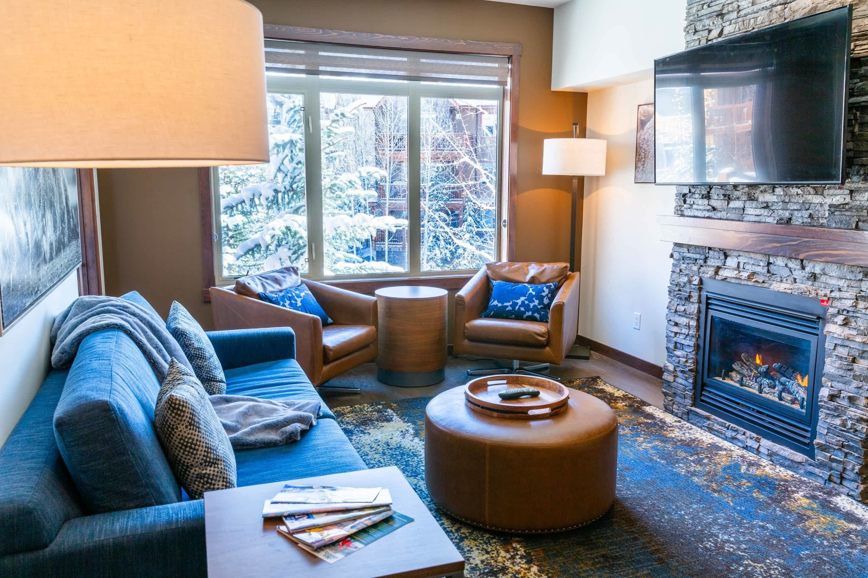 TV, fireplace, offices