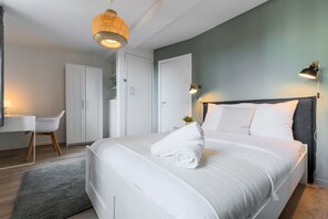 1 Schlafzimmer, Schreibtisch, Bügeleisen/Bügelbrett, Internetzugang