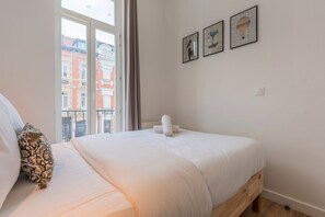 1 bedroom, iron/ironing board, Internet, bed sheets - 1 bedroom apartment near Catholic University (Lille)