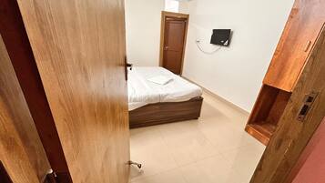 6 chambres, Wi-Fi, draps fournis