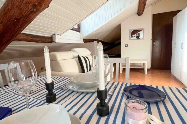 Interior - 1 bedroom apartment in milan (Milano)