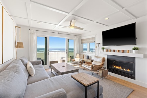 Unobstructed Ocean Views from Oceanfront Penthouse w/ AC