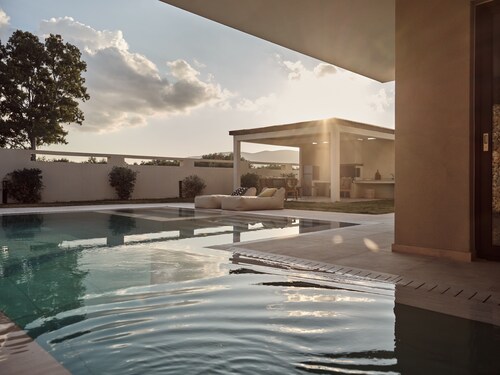 Vorto Luxury Villa III, a Signature Island Retreat
