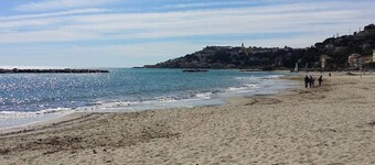 Arma di Taggia - 1 bedroom apartment with sea view terrace