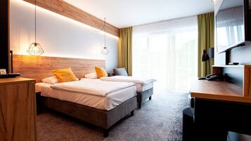 Habitación (301) | 1 habitación, escritorio, wifi gratis y ropa de cama