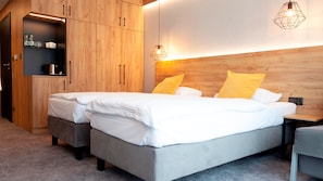 Zimmer (301) | Schreibtisch, kostenloses WLAN, Bettwäsche