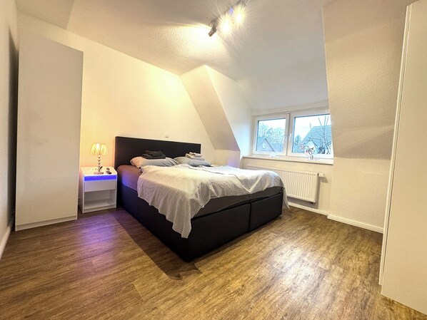 1 chambre, Wi-Fi gratuit, draps fournis