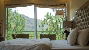 Sistema de insonorización, tabla de planchar con plancha y wifi gratis