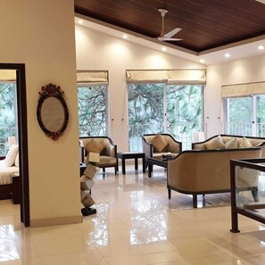 Sala de estar en el lobby