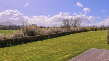 Cottage | Property grounds