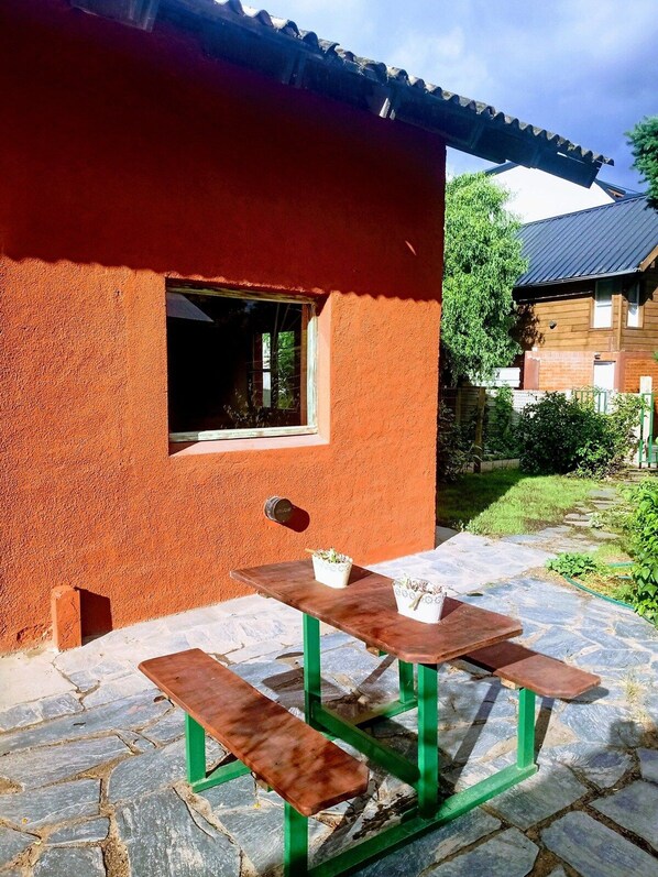 Classic-alpehytte | Udendørs spisemuligheder