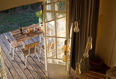 Cabaña de Estilo en entorno Natural único a 2 km del río Negro y 5 k de Mercedes