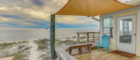 House (3 Bedrooms) | Front of property