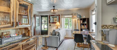 Casa (2 Bedrooms) | Interior