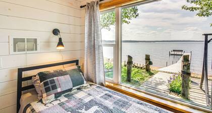 Lake Hubert Cabin w/ Private Deck + Boat Dock
