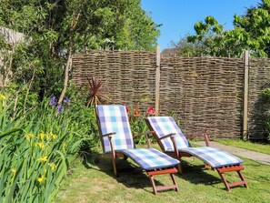 Property grounds - Lavender Cottage (Hailsham)
