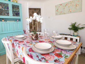 Dining - Lavender Cottage (Hailsham)