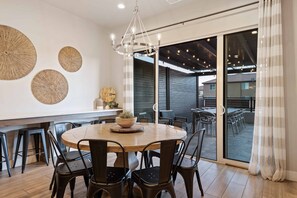 Dining - Private Pool Oasis #57 5 Bedroom Townhouse (Santa Clara)