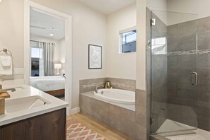 Townhome - 5 sovrum | Badrum | Schampo