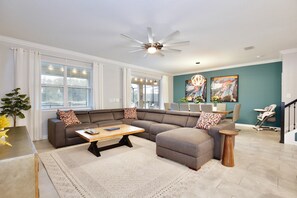 TV - 9 Bedroom waterfront pool home in Storey Lake Resort (Kissimmee)