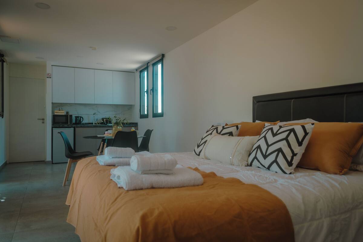 1 Schlafzimmer, individuell eingerichtet, kostenloses WLAN