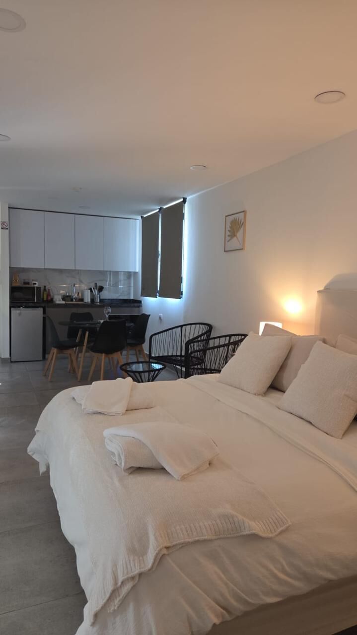 1 bedroom, individually furnished, free WiFi