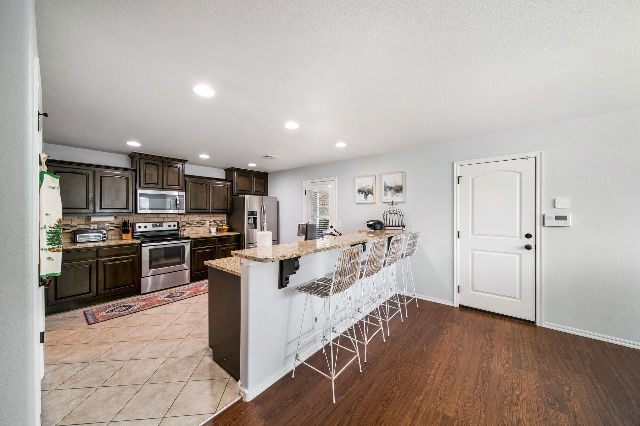 Refrigerador, microondas, horno, placa de cocina