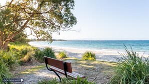 Beach - Coastal Escape – waterfront reserve on Jervis Bay (Vincentia)