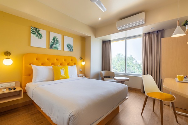 Standard Room | Meja, seterika/papan seterika, Wi-fi percuma, cadar katil