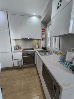 시티 펜트하우스 | 전용 간이 주방 | 에스프레소 메이커, 전기 주전자, 키친타월