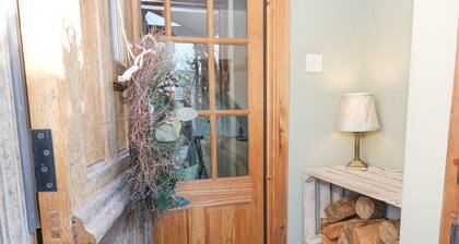 Hillside Holiday Cottage