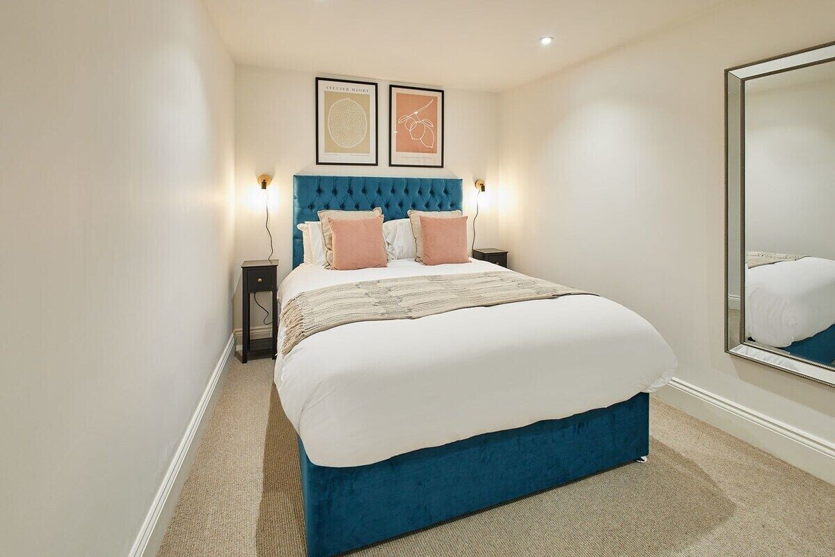 1 bedroom, iron/ironing board, free WiFi, bed sheets