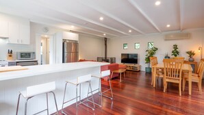 Interior - Surf Side Retreat In Inverloch (Inverloch)