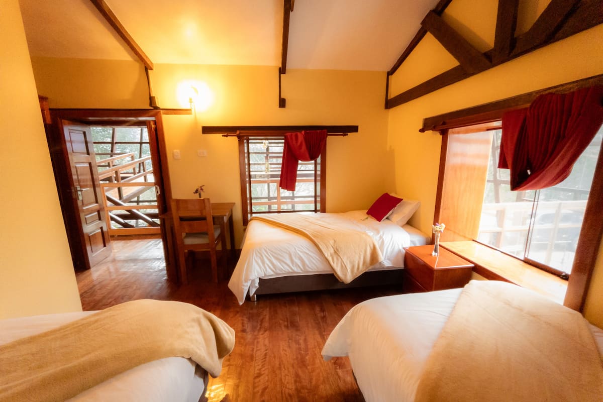 Basic Triple Room | 1 bedroom, desk, free WiFi