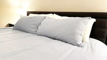 3 bedrooms, travel crib, free WiFi, bed sheets