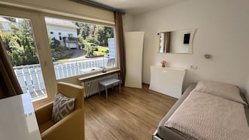 Basic Single Room | Free WiFi