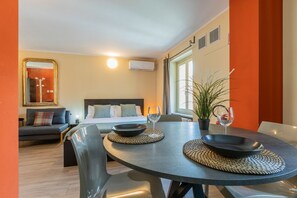Dining - Terrazza Relax a Borgo Dora by Wonderful Italy (Torino)