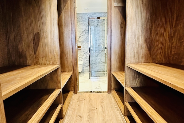 Apartament Deluxe | 1 dormitori, planxa i posts de planxar i wifi gratuïta