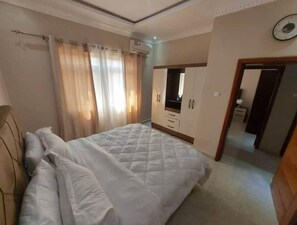 3 bedrooms, WiFi, bed sheets