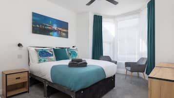 2 bedrooms, WiFi, bed sheets