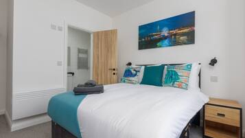 2 bedrooms, WiFi, bed sheets